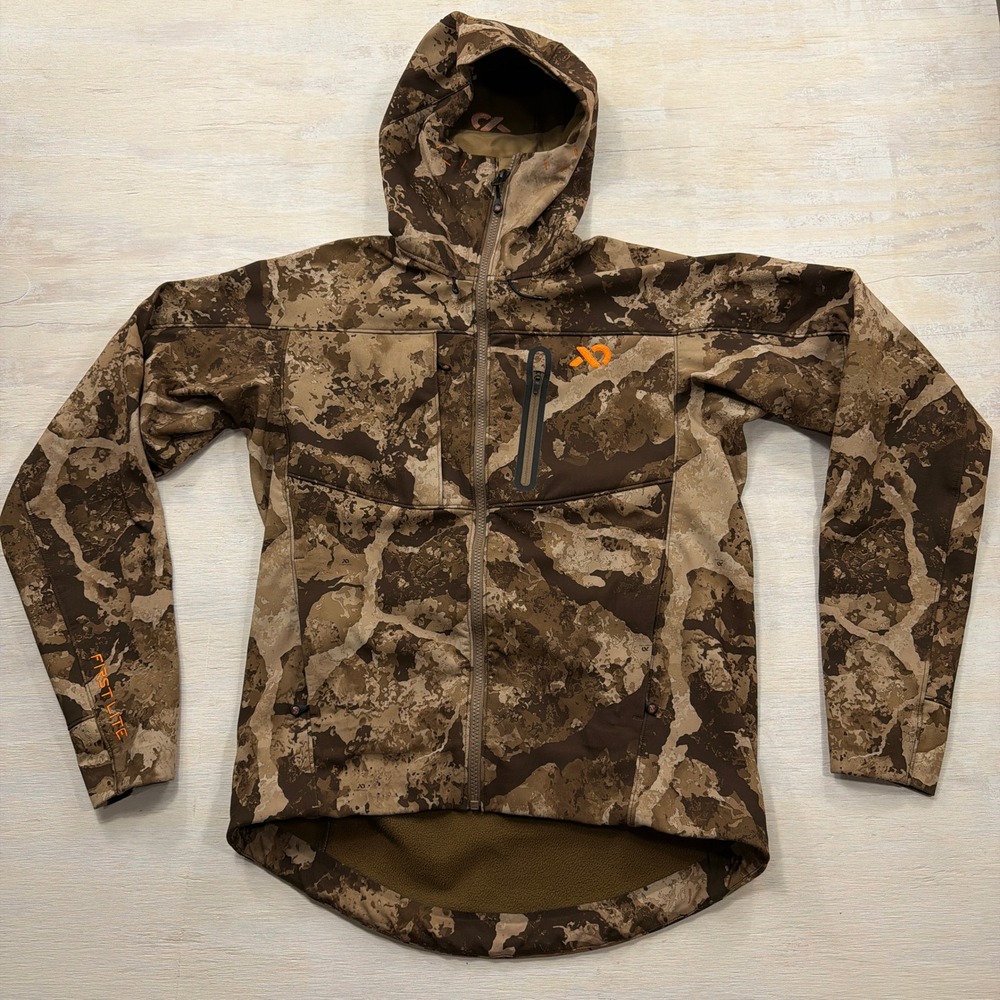 First Lite Jacket Catalyst Softshell SM Specter Camo Hooded Hunting Mens Small